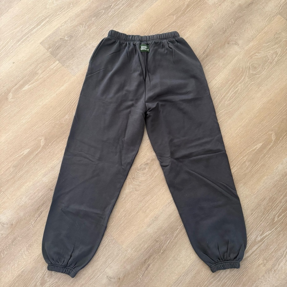 NEW Daily Drills Unisex Joggers Size XS/S